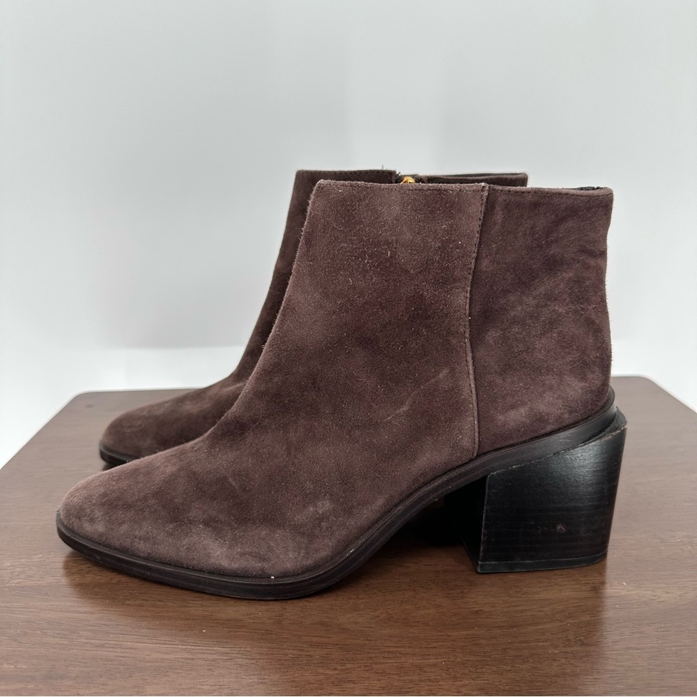 Vince Camuto Kelmi Brown Suede Ankle Boots Sz 9 Womens